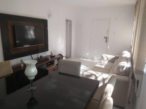 Apartamento encatador em Copacabana, 800m da praia
